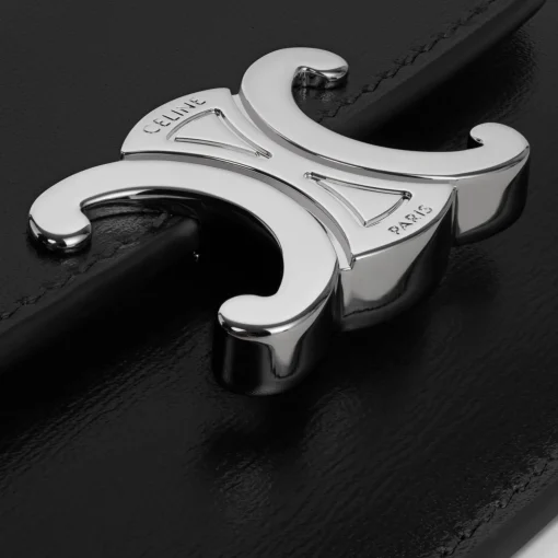 CARD HOLDER WITH FLAP TRIOMPHE in Shiny calfskin