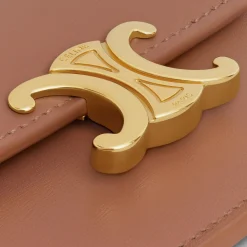 CARD HOLDER WITH FLAP TRIOMPHE in Shiny calfskin
