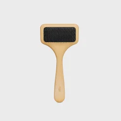 DOG BRUSH IN WOOD