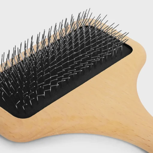DOG BRUSH IN WOOD