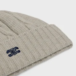 triomphe cable-knit beanie in cashmere